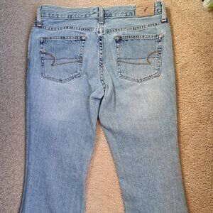 American Eagle Size 8 Reg Hipster Fit